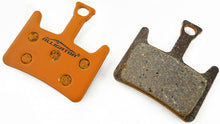  A pair of Alligator organic disc pads with a spring for a single caliper.