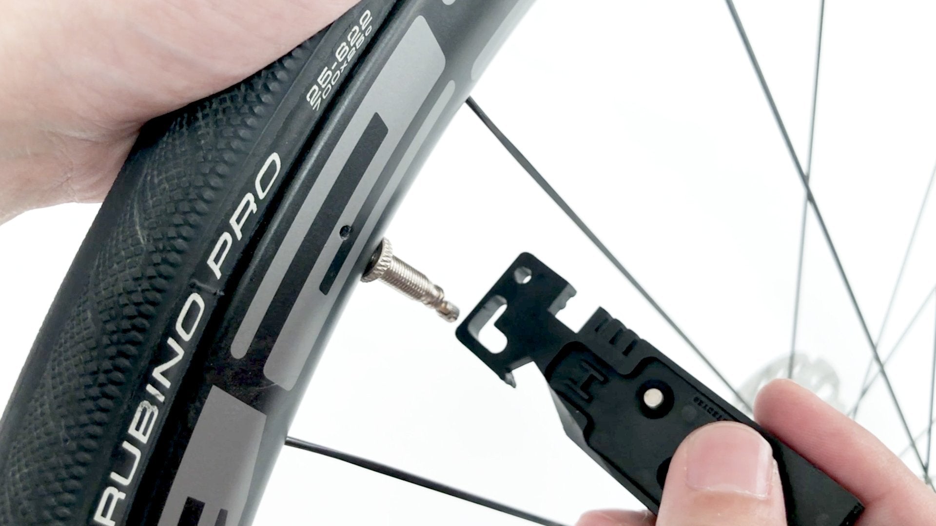 Shop Clever Flatout Black Multi-Function Tire Lever / Chain Hook Online in India | United By Cycling