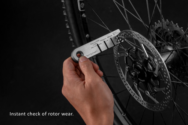A close-up of the Birzman Rotor Wear Indicator, used to instantly check a worn disc brake rotor.

