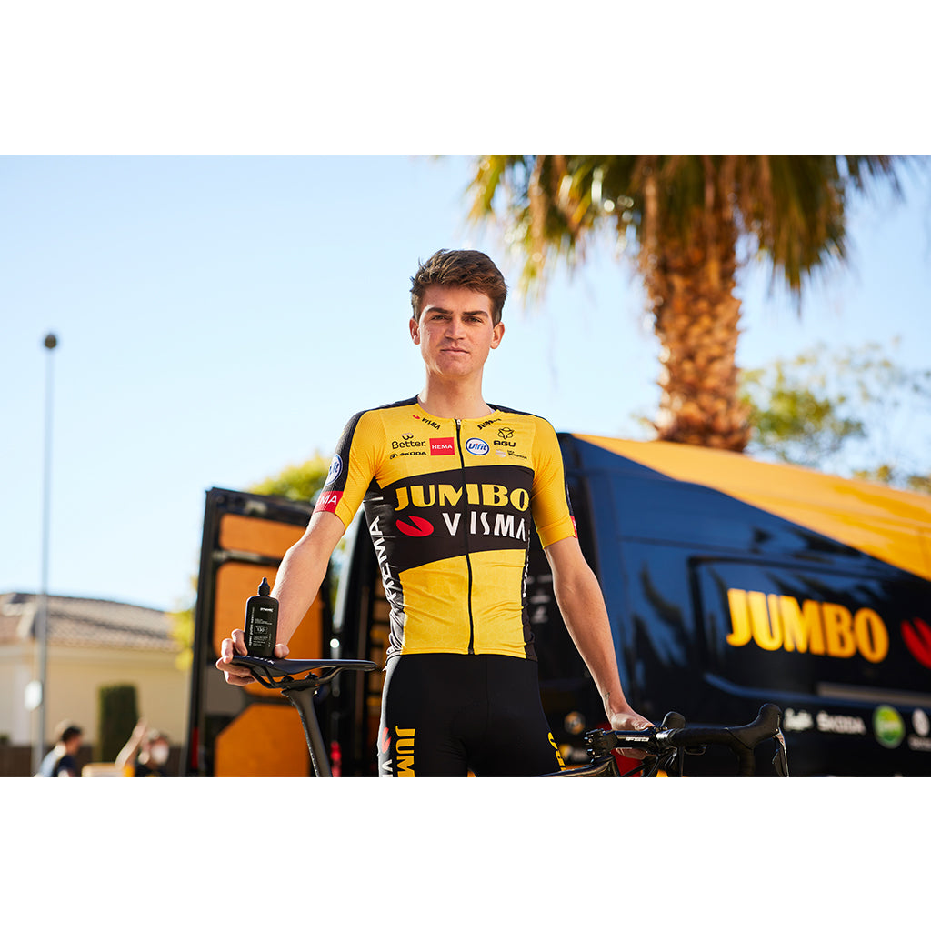 Image of Dynamic Speed Potion Wax - Pro's Choice (37ml), highlighting its compact size and potent formula for elite cycling performance.