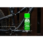 Close-up of Juice Lubes Dirt Juice Boss (400ml), highlighting its fast-acting degreaser formula for bicycle drivetrains.