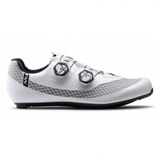 Shop Northwave Mistral Plus Shoes(White/Black) Online in India | United By Cycling
