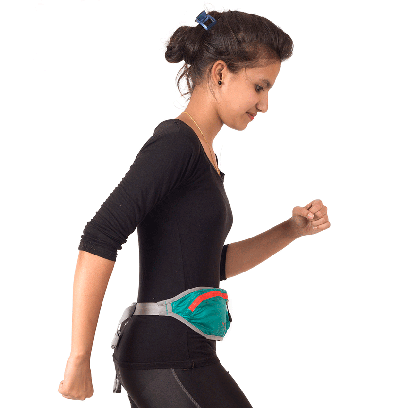 Shop Adventure Worx Ultra Light Run Waist Pouch Online in India | United By Cycling