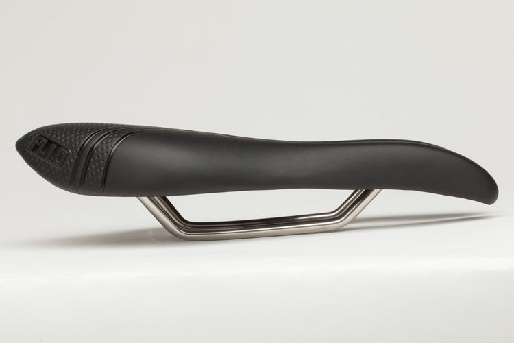 ISM PL 1.0 black bike saddle, designed to eliminate pressure, numbness, and soft tissue discomfort. Ideal for a healthier, more enjoyable ride on high-performance bicycles.


