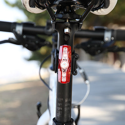 Shop CatEye Tail Lamp - VIZ150 (Chargeable) Online in India | United By Cycling